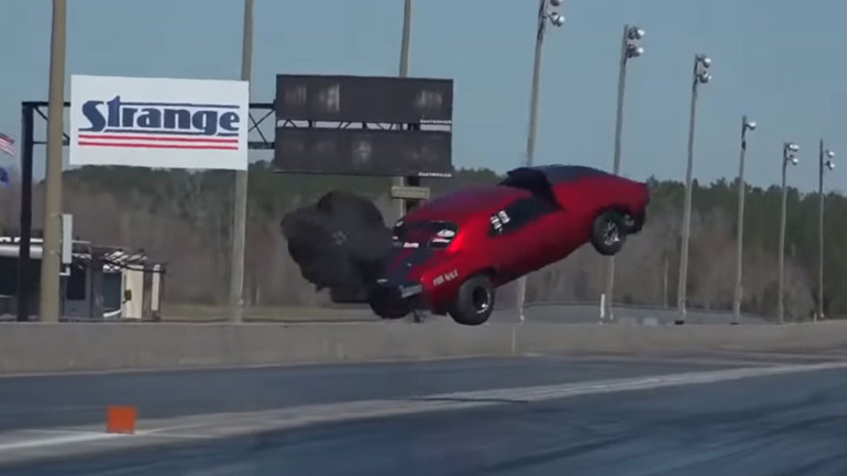 Το αυτοκίνητο πέταξε κυριολεκτικά!